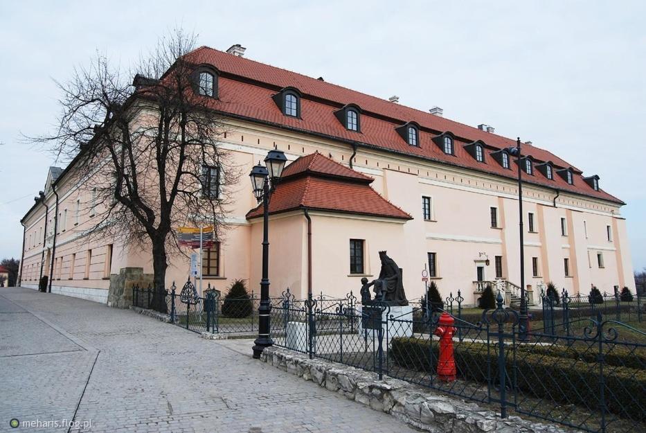 Pokoje Goscinne Z Lazienkami Niepolomice Exterior photo